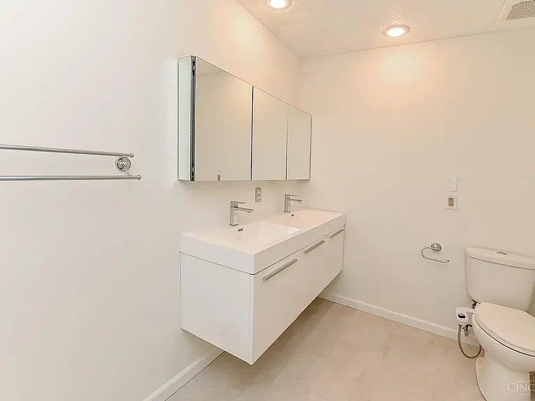 11528 Symmes Gate Ln — Photo 14