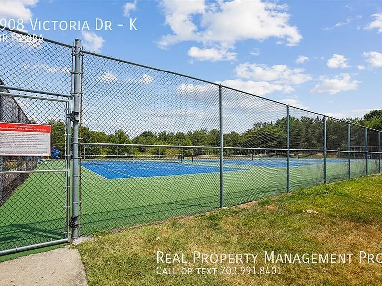 6908 Victoria Dr #K — Photo 27