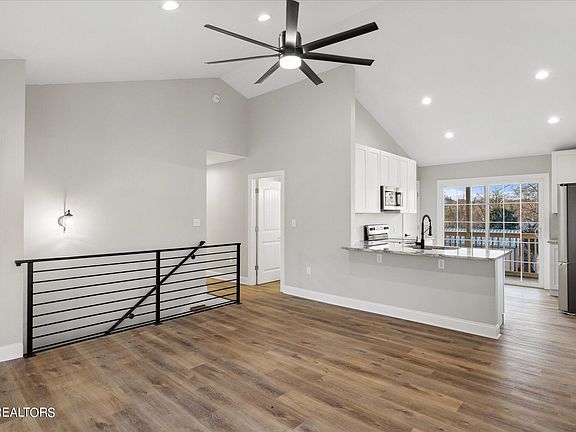 4th image of 503 Avenue C
