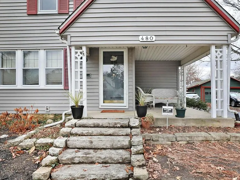 480 Brevoort Rd — Photo 2