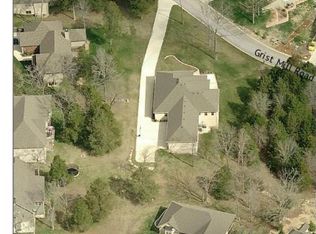 138 Grist Mill Rd, Branson, MO 65616