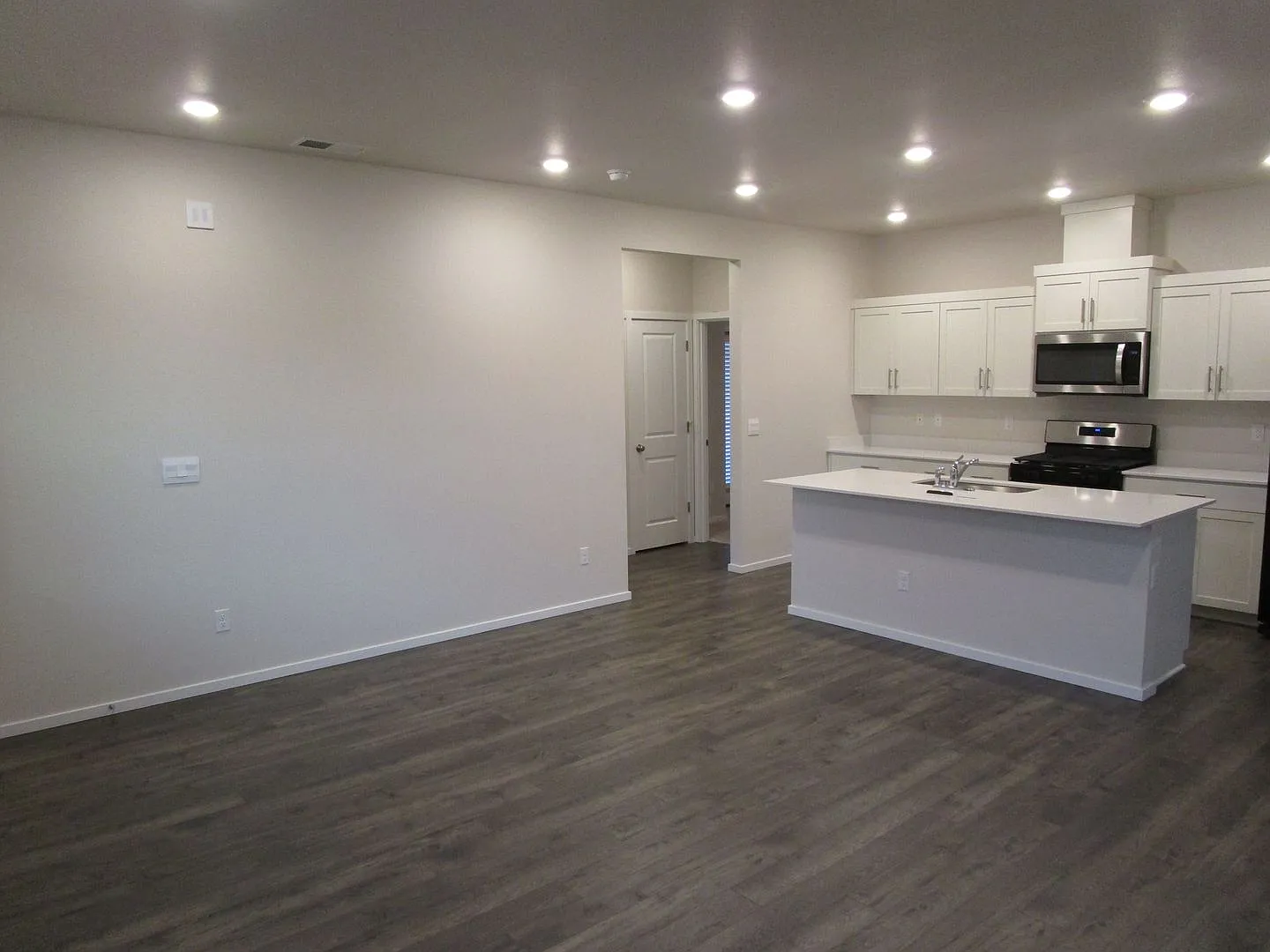 Newer Construction 2 Bedroom Smart Home - Available Mid-October! — Photo 3