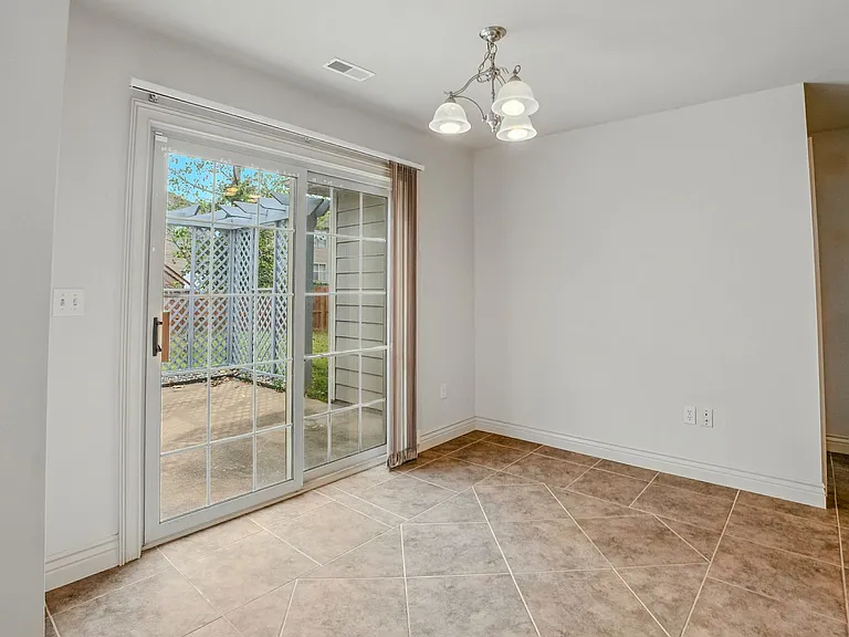 3505 Longfords Mill Dr — Photo 7