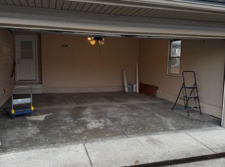 1550 Gypsy Ln, Niles, OH 44446