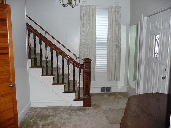 5th image of 124 Loyalhanna Ave