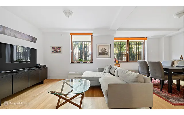 Rented by Douglas Elliman | media 23