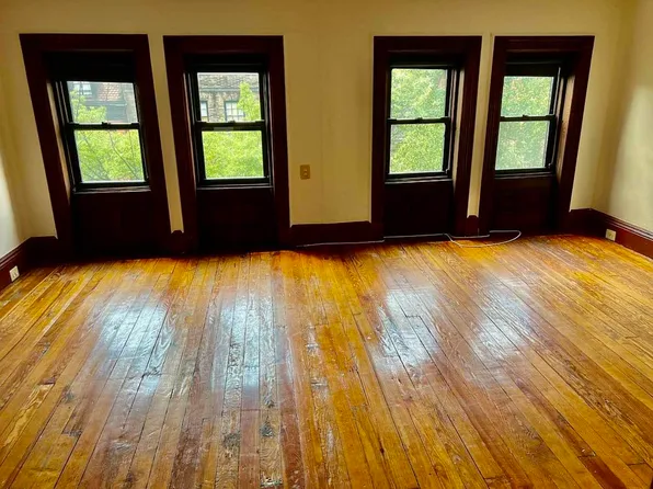 827 Carroll Street image 6 of 9