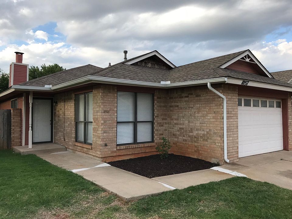 1st image of 1057 SW 103rd Ter