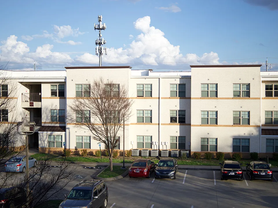 College Center Apartments