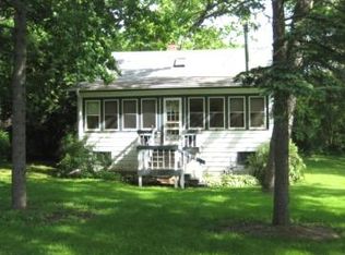 266 Waubun Dr, Fontana, WI 53125