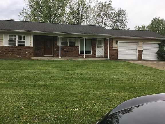2nd image of 328 Holly Hill Dr