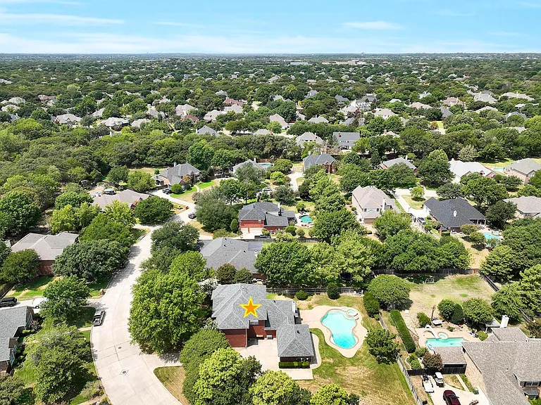306 Canyon Lake Dr — Photo 38