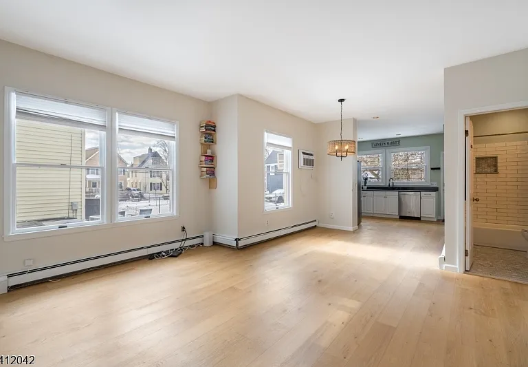 30 Sussex Ave #1 — Photo 11