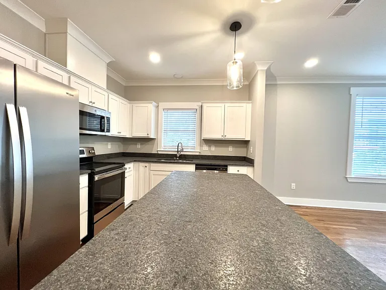 26 N McLean Blvd #201 — Photo 6
