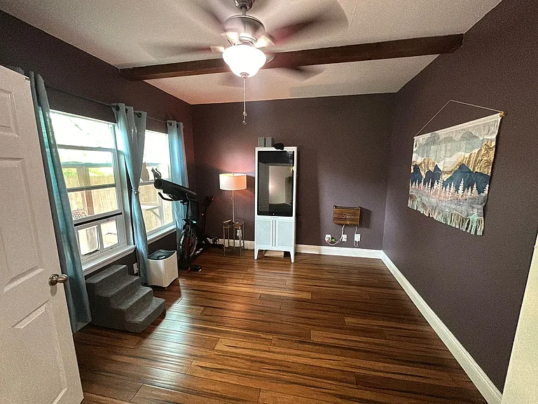 628 W Magnolia Ave — Photo 8