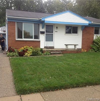 1st image of 32151 Harvard St