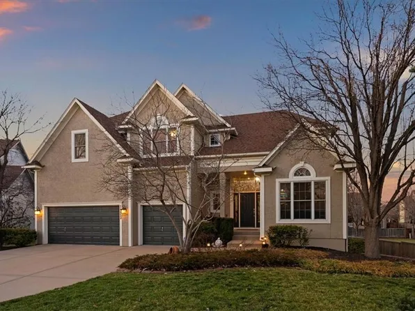 14652 S Garnett St, Olathe, KS 66062