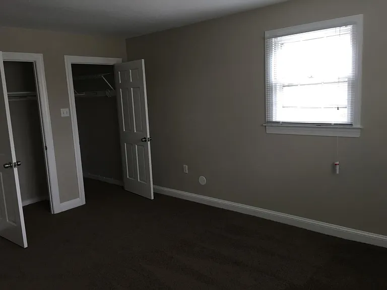 Bed room