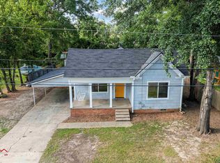 1407 Rook Plz, Henderson, TX 75654