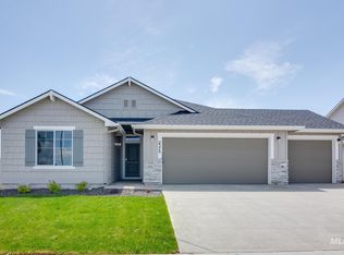 1238 W Flower Gdn, Saint Meridian, ID 83642