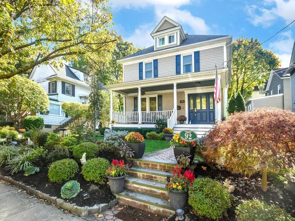 92 Webster Avenue, Port Washington, NY 11050