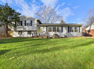 1919 Clover Ln, Champaign, IL 61821