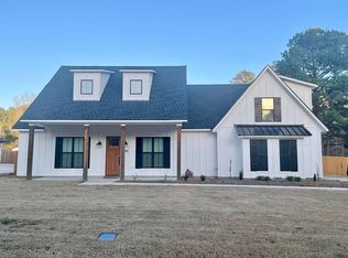 189 Timberline Cir, Stonewall, LA 71078