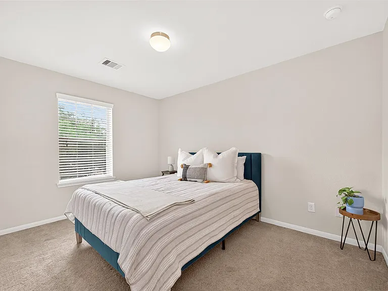 6503 Wilshire Fern — Photo 36