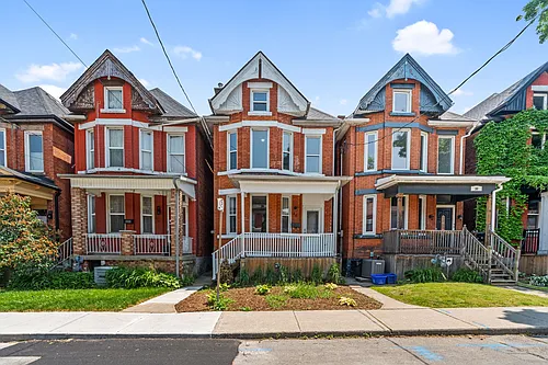 40 Ashley St Photo 1