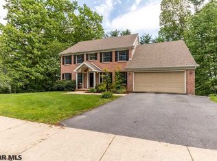 2260 Red Oak Ln, State College, PA 16803