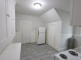 365 Washington St APT 4, Braintree, MA 02184