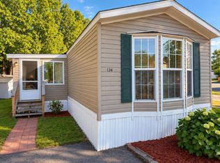 134 4th St, Colchester, VT 05446