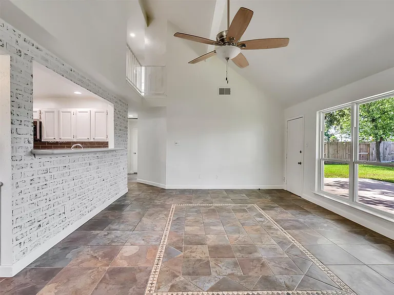 423 Forest Hills Dr — Photo 26
