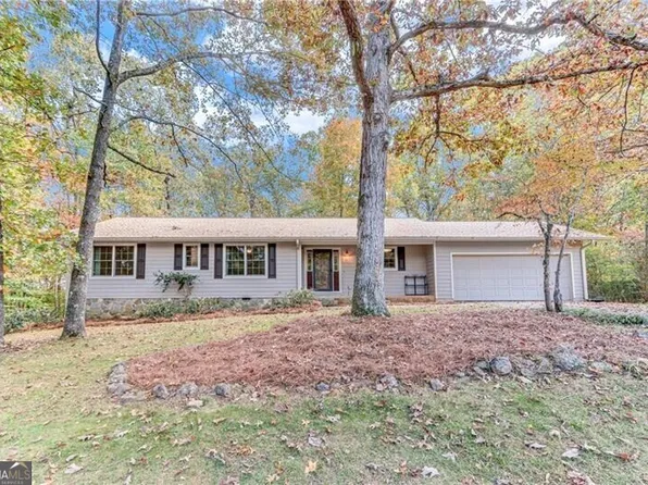 4015 Oak Harbour Cir, Gainesville, GA 30506