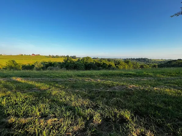 12205 & 12207 Clay Pike, New Concord, OH 43762