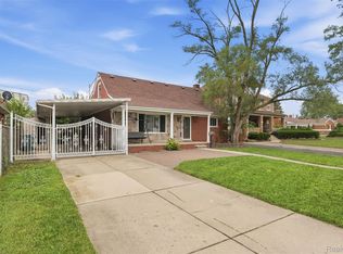18116 Outer Dr, Dearborn, MI 48128