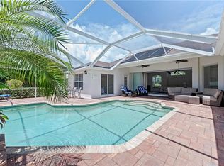 2050 Terrazzo LN, NAPLES, FL 34104
