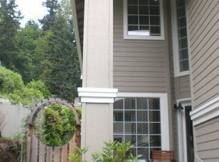 9320 NE 128th Ln, Kirkland, WA 98034