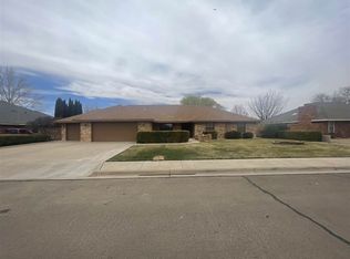 901 Escalante Rd, Roswell, NM 88201
