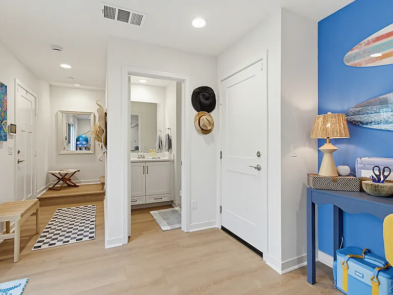 2528 Delphinium Ln — Photo 47