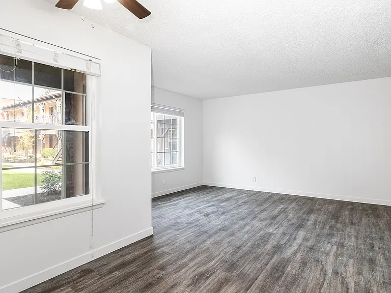 Cambridge Dorchester Apartment Homes — Photo 56