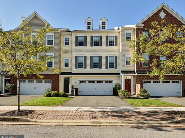 534 Equinox Dr, Bear, DE 19701