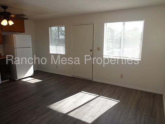 4th image of 3018 44th St APT 4
