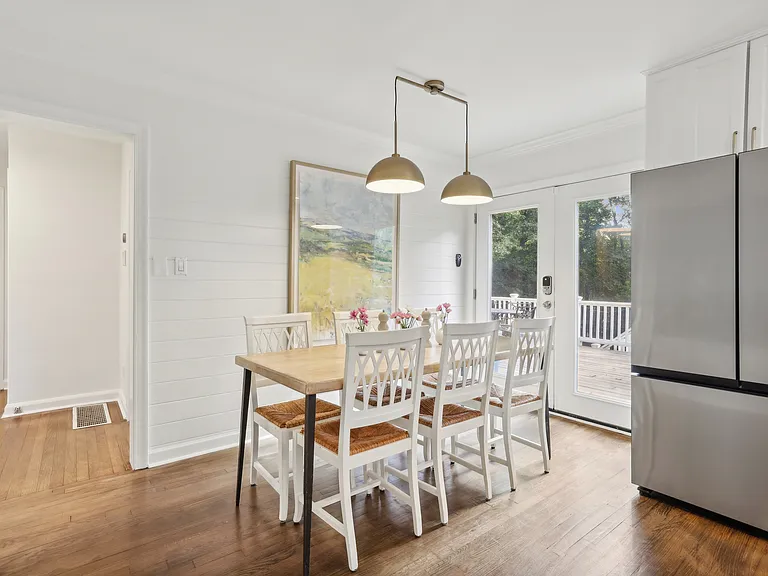 2325 Pine Grove Dr NW — Photo 5
