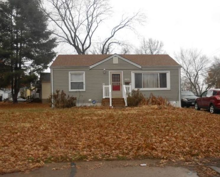 1st image of 7741 Underhill Dr