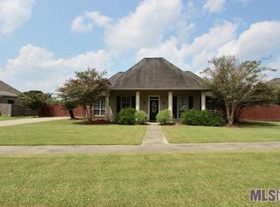 32967 Fox Run Dr, Walker, LA 70785