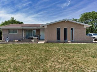 27827 Westcott Crescent Cir, Farmington Hills, MI 48334