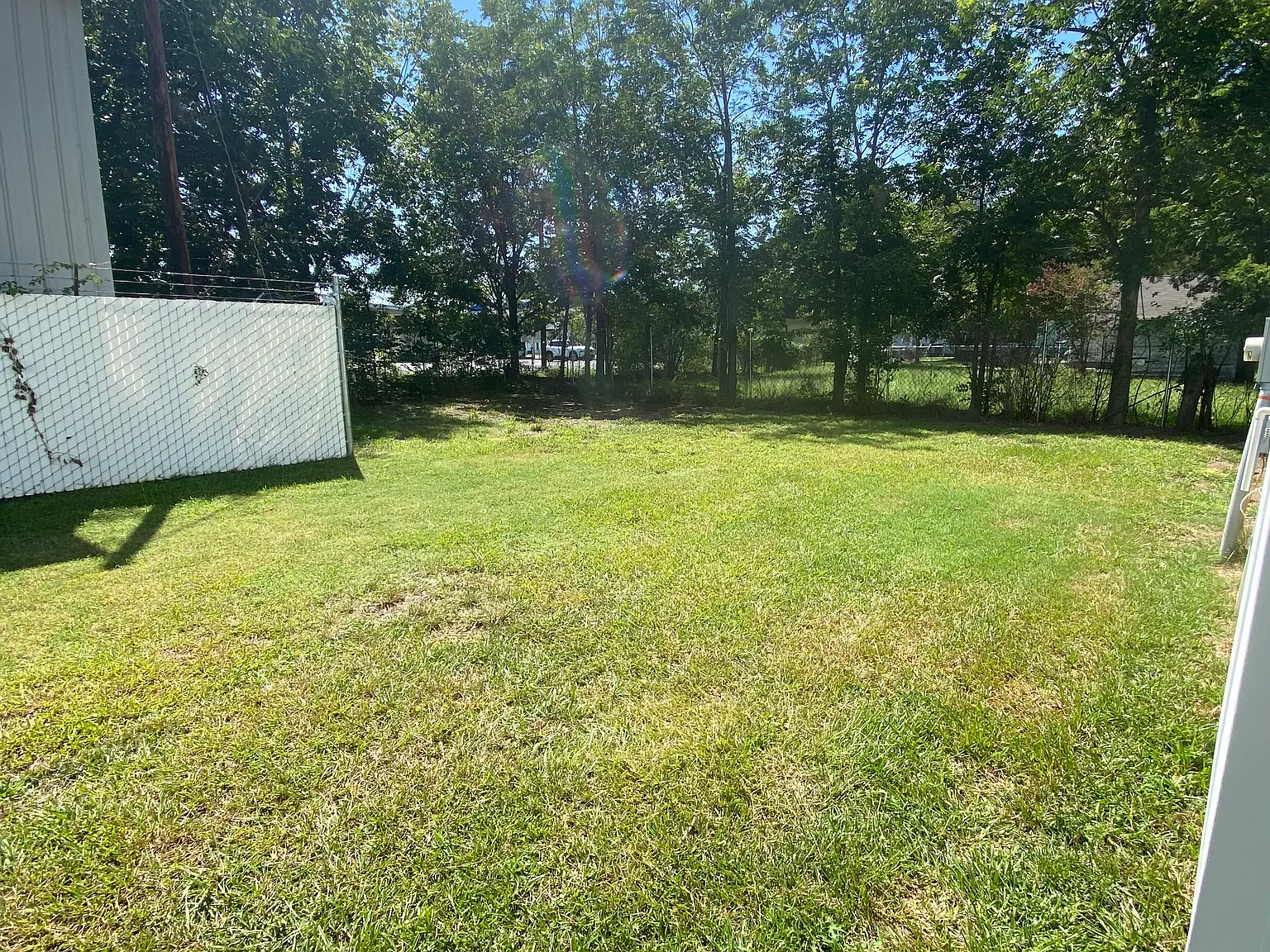 3 bed, 2.5 bath, 1530 sqft, $1,200 — Photo 2