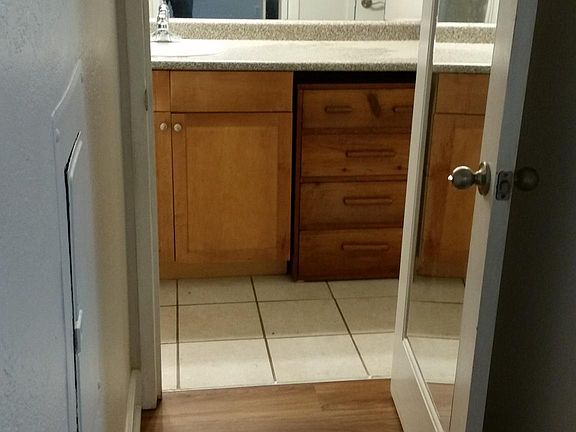 2nd image of 75 S Reynolds St APT G115