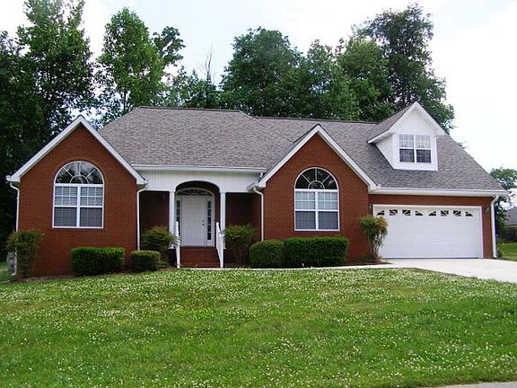 2nd image of 388 Avey Cir